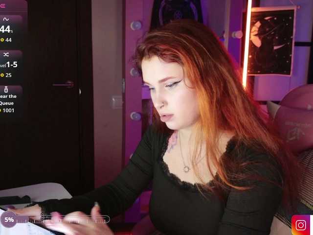LilithSlut's BongaCams show and profile