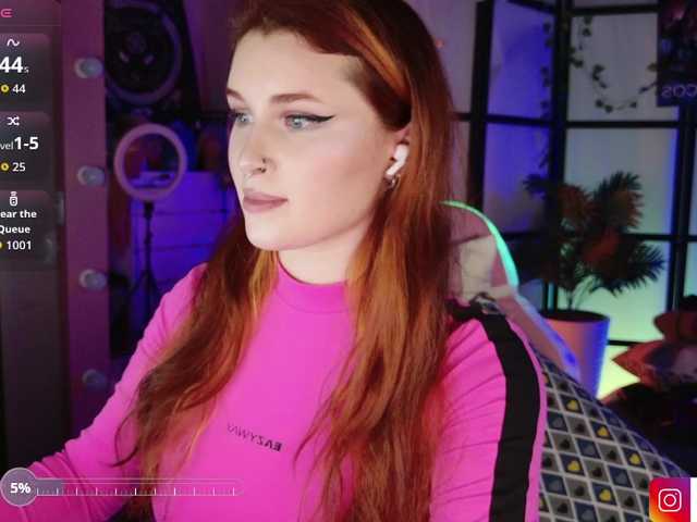 LilithSlut's BongaCams show and profile