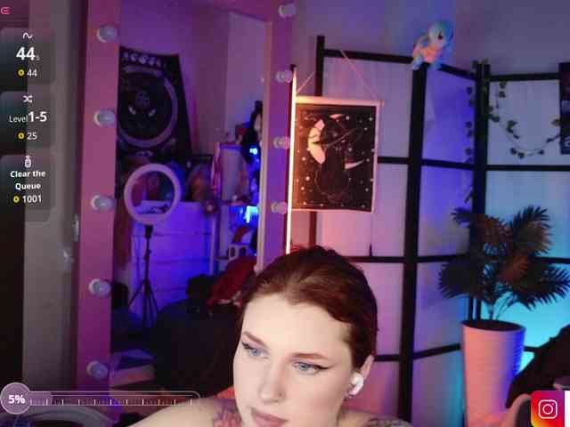 LilitSuccubi webcam