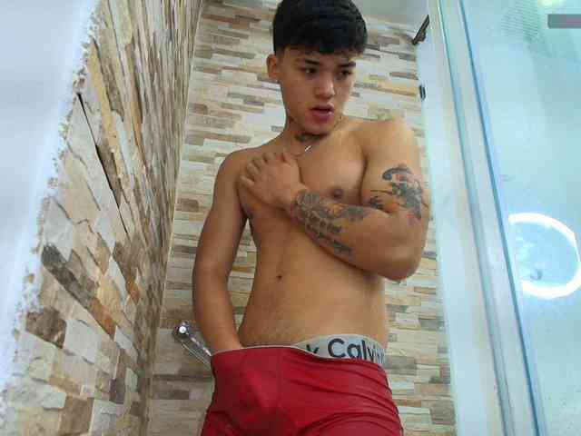 LiiaBlossom webcam