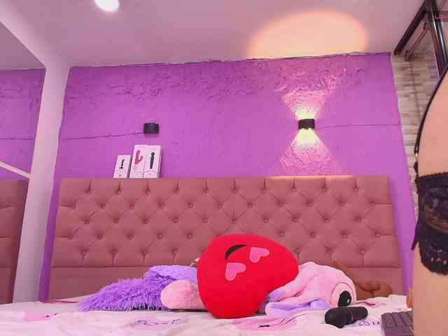 LiiaBlossom webcam