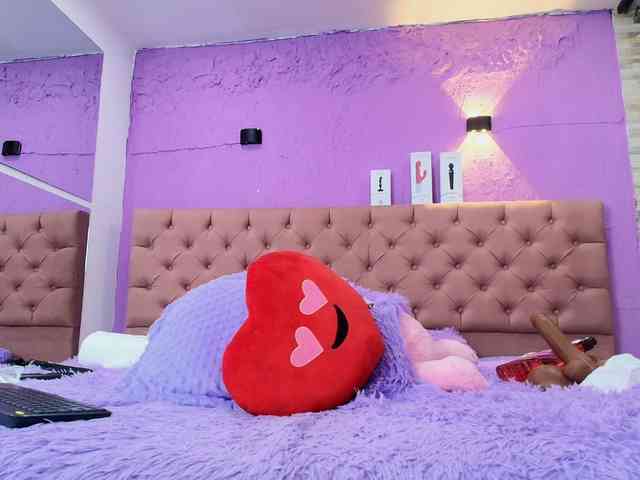 LiiaBlossom webcam