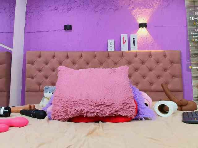 LiiaBlossom webcam