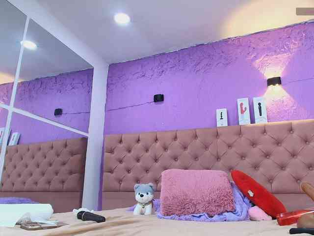 LiiaBlossom webcam