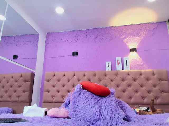 LiiaBlossom webcam