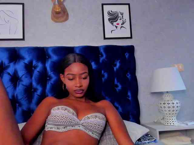 DALILAQUEEN webcam