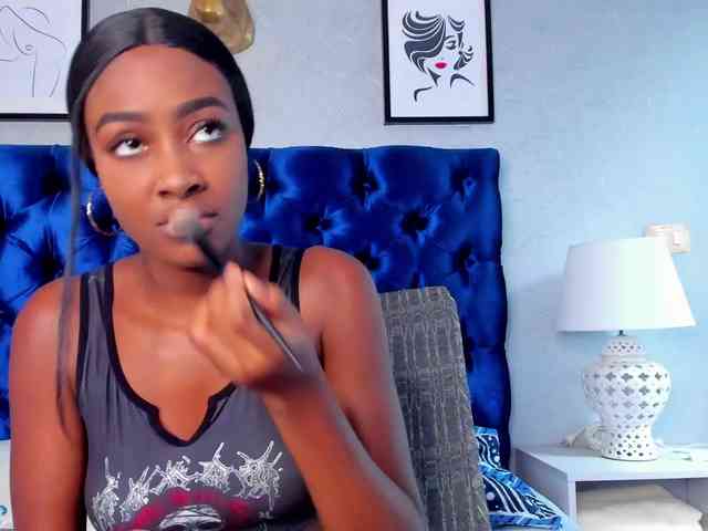 DALILAQUEEN webcam