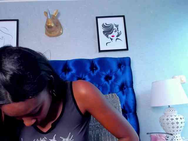 DALILAQUEEN webcam