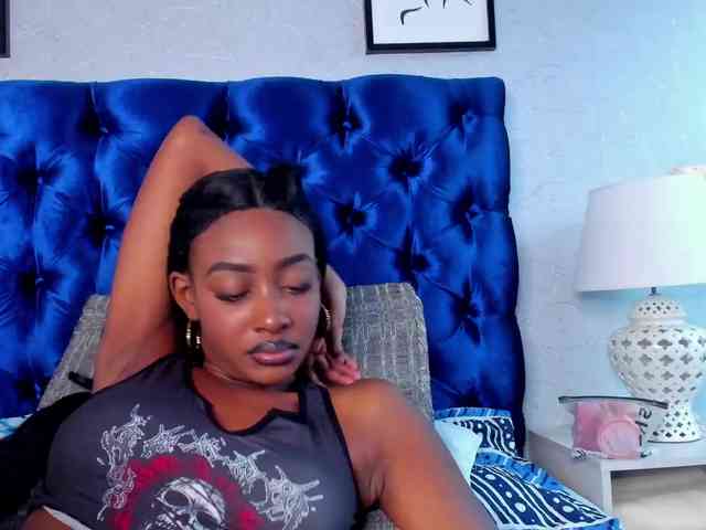 DALILAQUEEN webcam