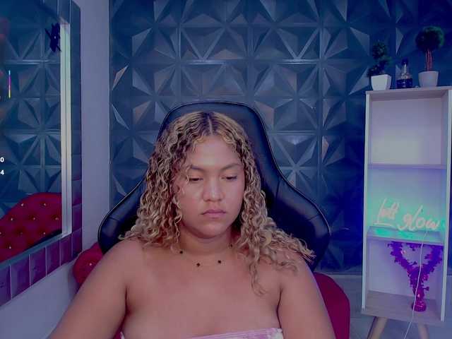 cristalwar's BongaCams show and profile