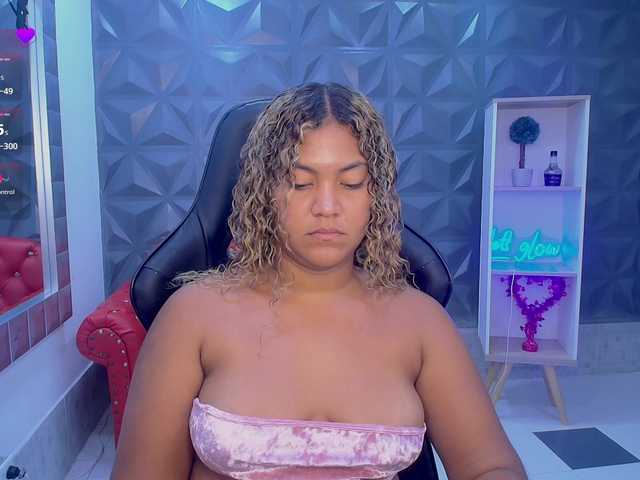 cristalwar's BongaCams show and profile