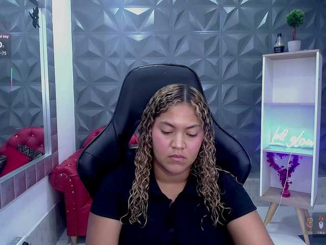 cristalwar's BongaCams show and profile