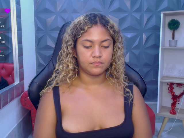 cristalwar's BongaCams show and profile