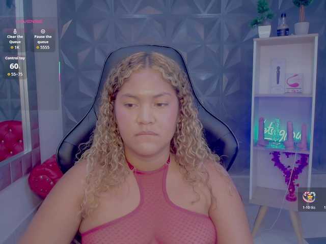 cristalwar's BongaCams show and profile