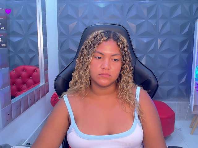 cristalwar's BongaCams show and profile