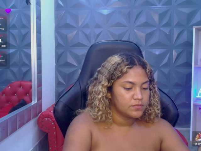 cristalwar's BongaCams show and profile