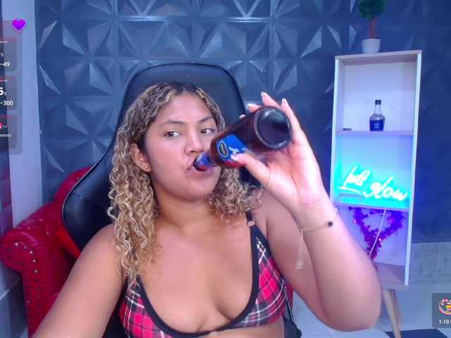 cristalwar's BongaCams show and profile