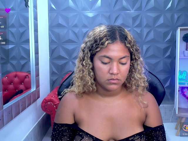 cristalwar's BongaCams show and profile