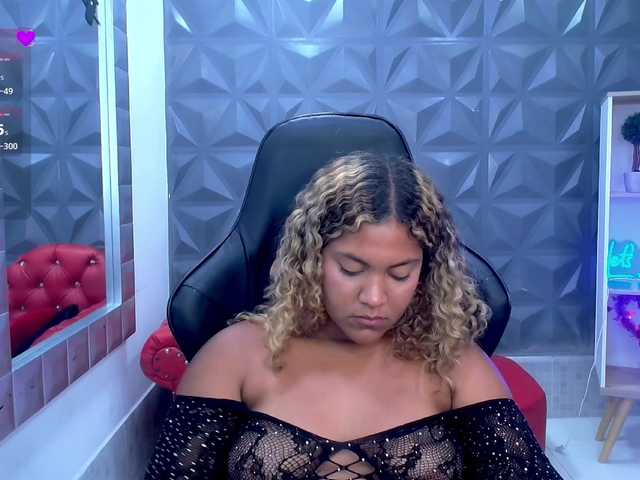 cristalwar's BongaCams show and profile