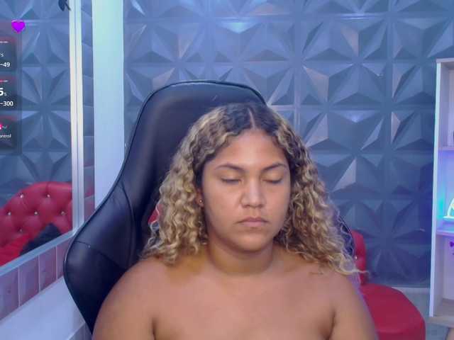 cristalwar's BongaCams show and profile