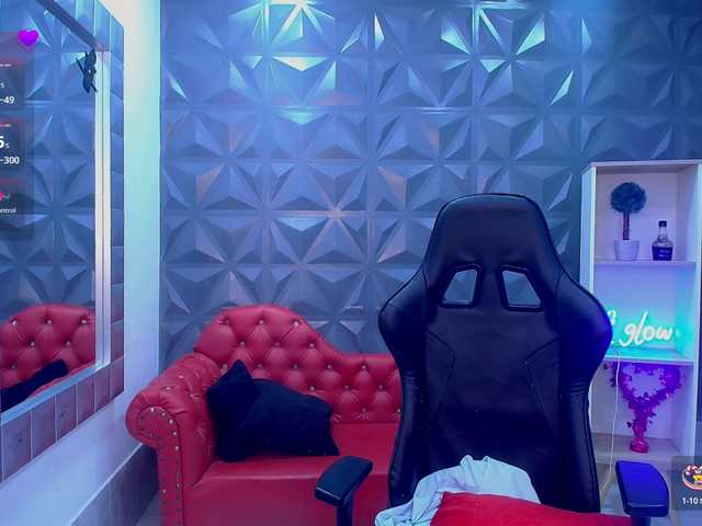 cristalwar's BongaCams show and profile