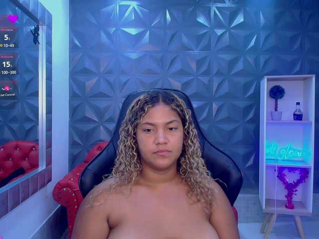 cristalwar's BongaCams show and profile