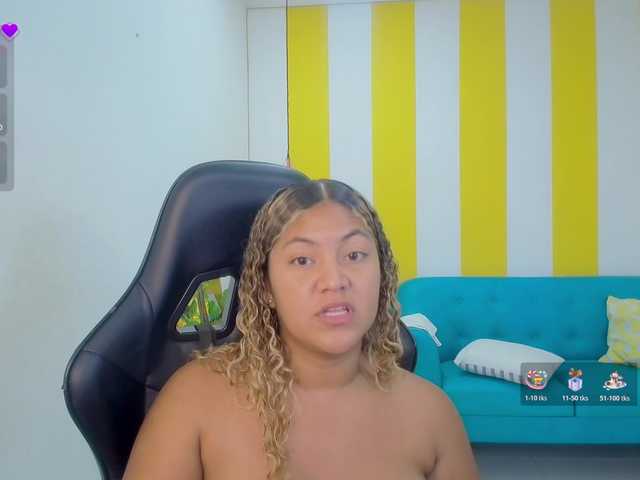 cristalwar's BongaCams show and profile