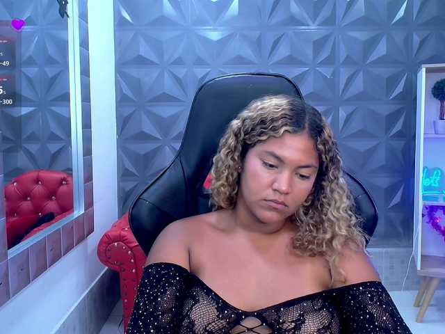 cristalwar's BongaCams show and profile