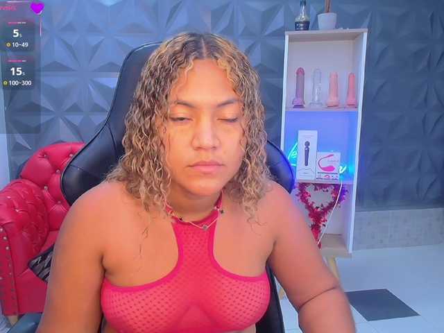 cristalwar's BongaCams show and profile