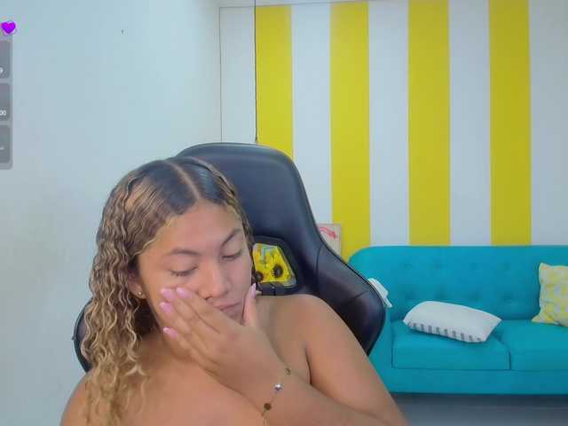 cristalwar's BongaCams show and profile