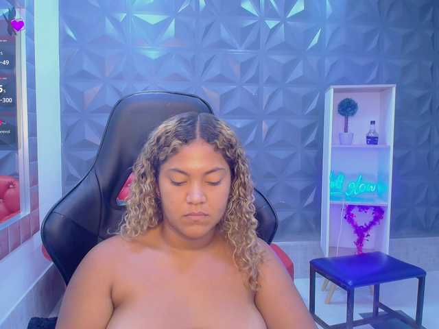 cristalwar's BongaCams show and profile