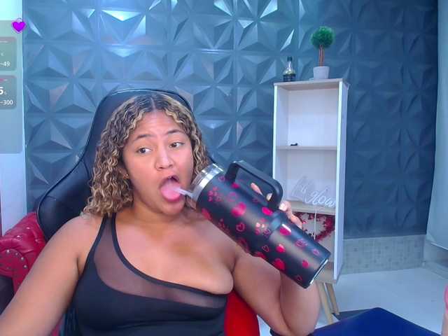 cristalwar's BongaCams show and profile