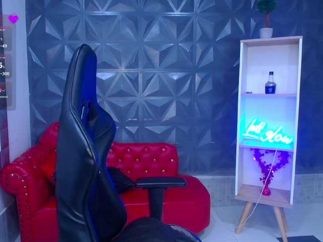 cristalwar's BongaCams show and profile