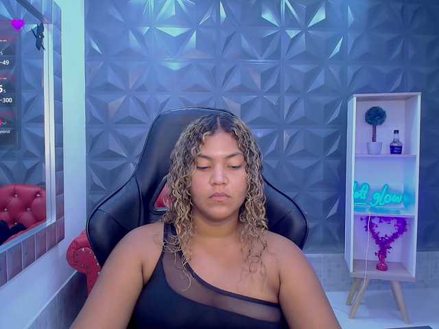 cristalwar's BongaCams show and profile