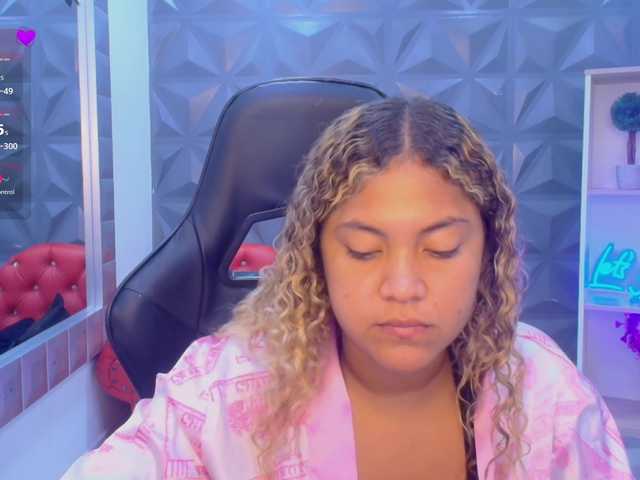 cristalwar's BongaCams show and profile