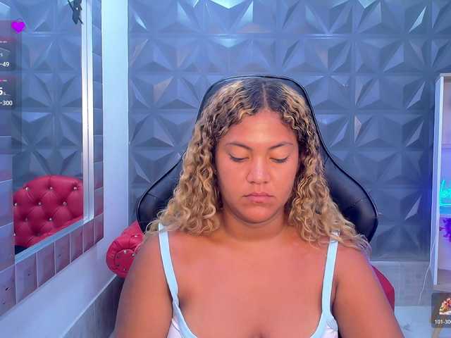 cristalwar's BongaCams show and profile