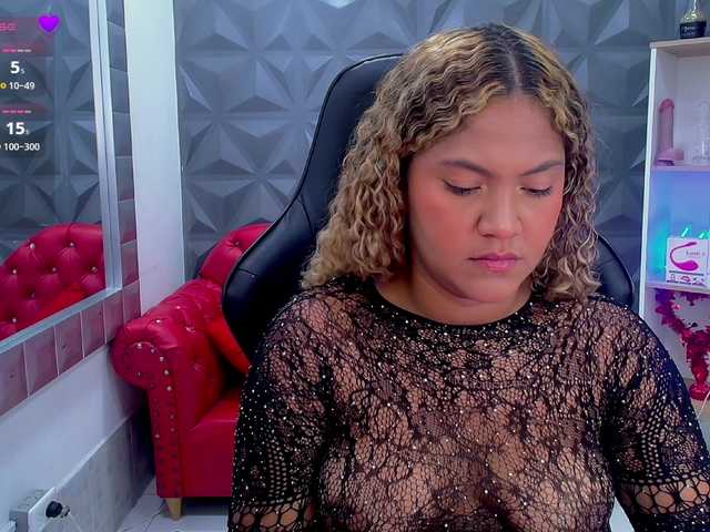 cristalwar's BongaCams show and profile