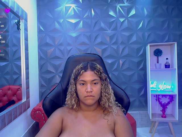 cristalwar's BongaCams show and profile