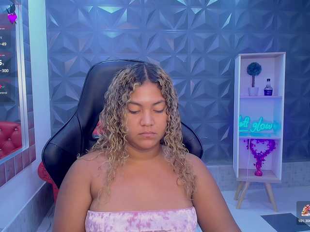 cristalwar's BongaCams show and profile