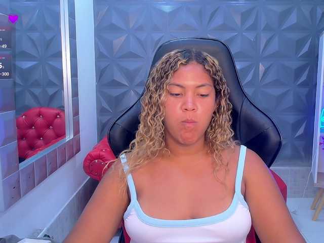 cristalwar's BongaCams show and profile