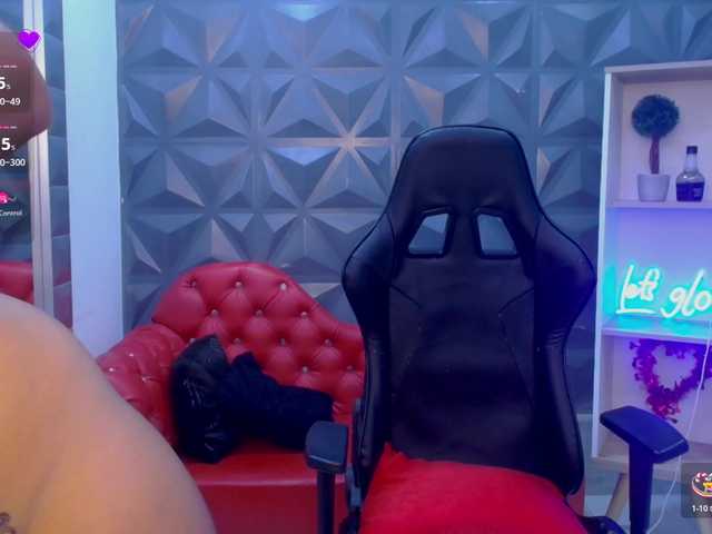 cristalwar's BongaCams show and profile