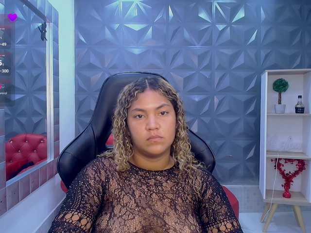 cristalwar's BongaCams show and profile