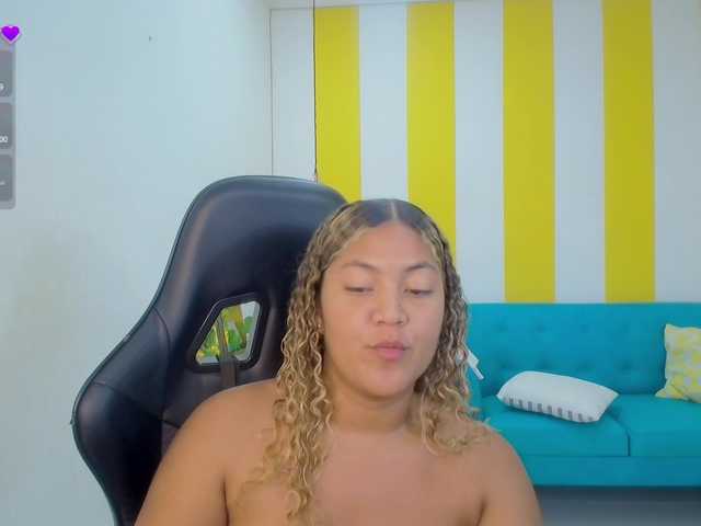 cristalwar's BongaCams show and profile