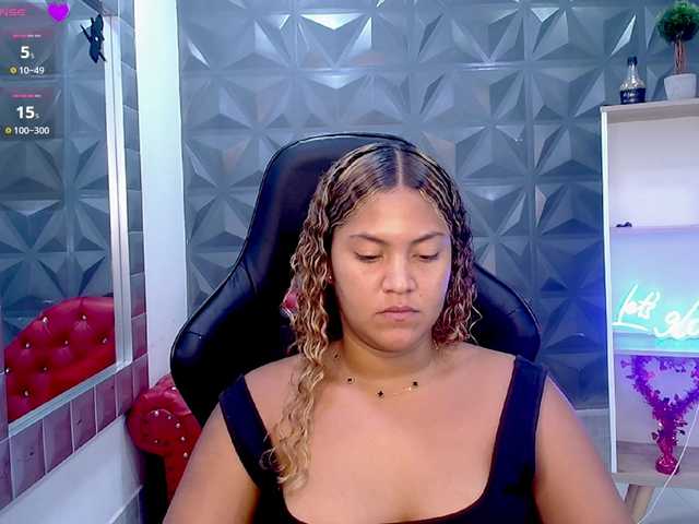 cristalwar's BongaCams show and profile