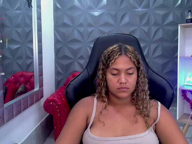 cristalwar's BongaCams show and profile