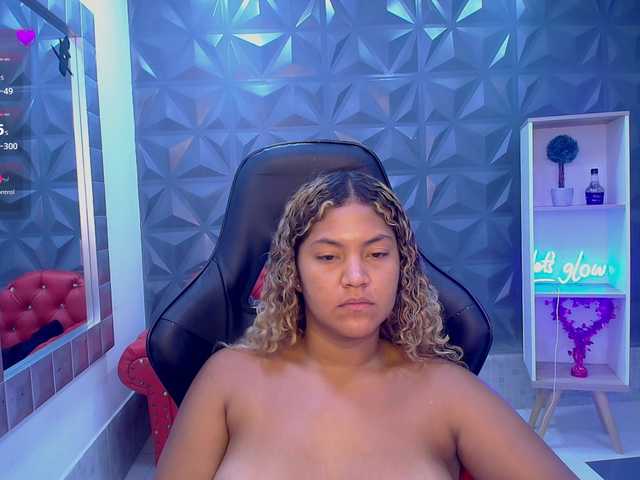 cristalwar's BongaCams show and profile