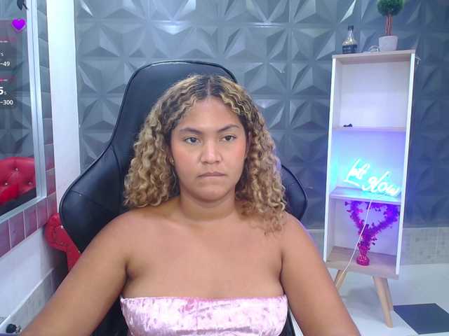 cristalwar's BongaCams show and profile