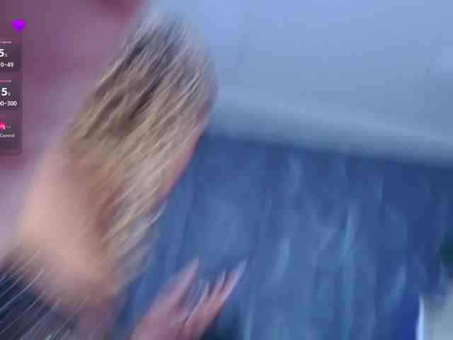 cristalwar Live Webcam on BongaCams