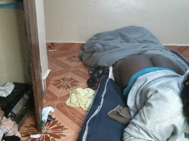 CuteLeilah's BongaCams show and profile