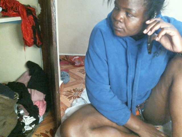 CuteLeilah's BongaCams show and profile